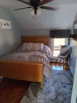 Tina's bungalow Hotel in zona Rahr-West Museum and Mansion
