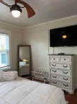 Spacious 2nd fl 4 bedroom 2 bath  apartment