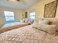 8 Min to Airport & Mall of America, Central,  Spacious, Many Amenities! Hotels near Speedway