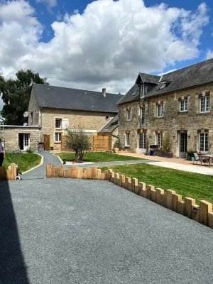 Maison de Bourg Avec Salle de Jeux