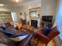 Stirling Cottage