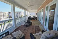 The Ultimate In Beach Living! Ocean View, Steps to Beach,  Sleeps 8. Elevator!