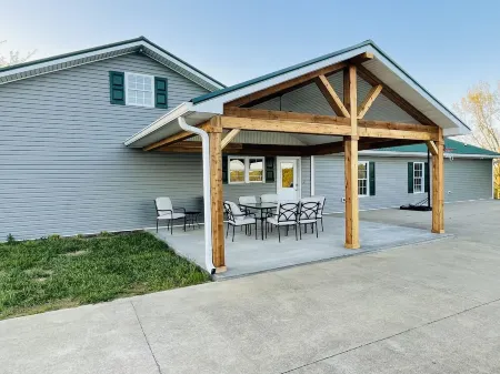 Hillview House on the Bourbon Trail