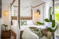 3 Bedroom Tropical Cottage in Port Douglas,Pandanus Cottage 5 Fullmoon Terraces
