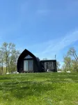 Timber Arch - Unique Lake Gem ~ Yard ~ Kayak/Board