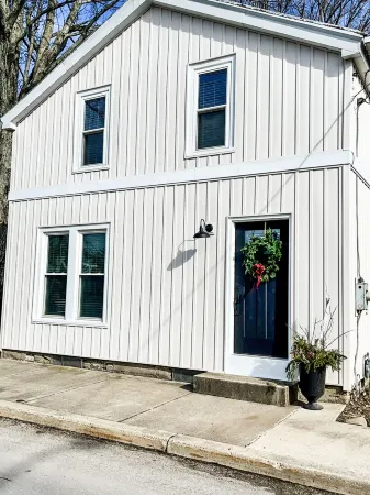 Cozy Colonial in Downtown Westfield, NY