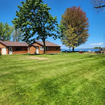 A true Hidden Gem waterfront lake home, w/breathtaking views
