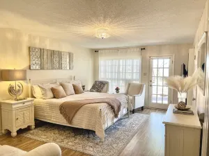 Single story, beautiful and spacious home with a lovely golf course view .