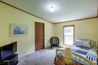 The Family Oasis just 6 miles from Holiday World