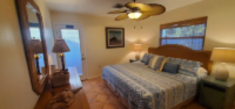 Free Bikes, Kayaks, Sup's and More! - Your Going to Love This Penthouse Suite!