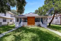 Remodeled home walking distance to Canal St.