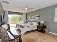 The Harbor House - Waterfront Home with Private Pier & Amazing Views! Hotels in Mathews County