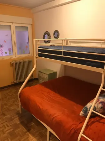 QUEVEDO PLAZA BIERZO Отели рядом с достопримечательностью «Леонский собор»