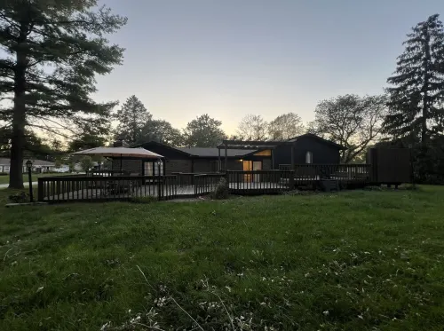 Tranquil Nature Retreat—Private, Quiet Neighborhood Near Dayton & Universities Hotel a Greene County