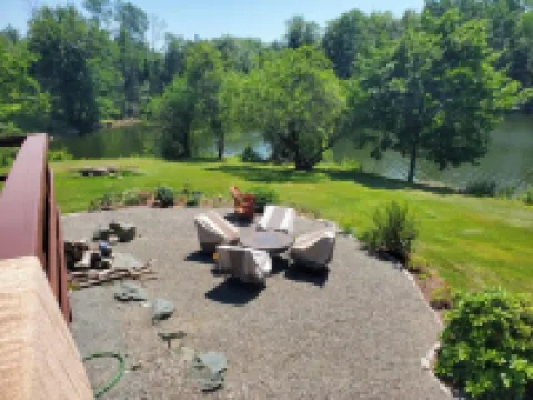 Great cabin on a tidal river, just minutes from Acadia National Park.