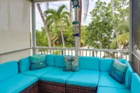 New! Oceanview Oasis whole house - Theater - Screened Porch - Sundeck - Grill