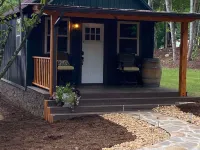 Cabernet Cabin near JVD vineyard Hotels in Traphill