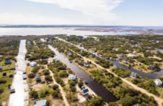 New CANAL front home a few rows back from the OCEAN! Beach passes provided! Hotels in Fruitville