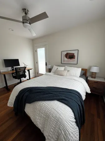 Walk to the Beach, Walk to Restaurants, Pubs and Music Отели рядом с достопримечательностью «City of Oceanside»