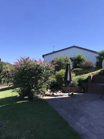 Vacation apartment near the lake