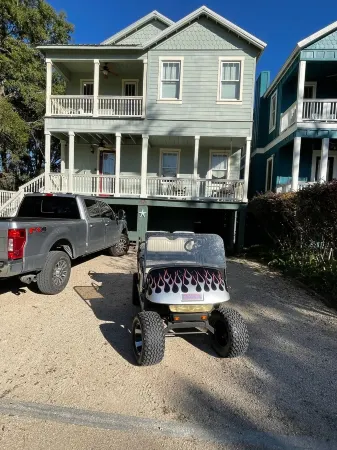 Hatch Life in Steinhatchee Landing