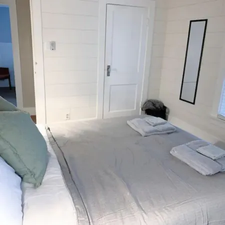 Cozy Craftsman ‘05 near downtown | Pet Friendly!