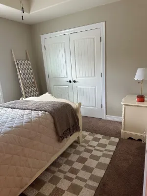 Charming & Cozy 4-bedroom Home