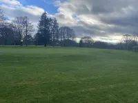 Modern fully independent studio on  golf-course.