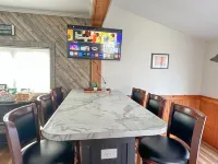 Big Bay Getaway - Outdoor sauna and extra parking for snowmobiles & trailers!