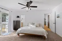 Swan Rd Getaway w/Hot Tub - Near Mt. Bachelor