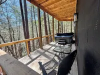 Whispering Woods_  Hot Tub _Waterfall _ Arcade _3 story Cabin
