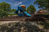 Escape to Serenity on Table Rock Lake!