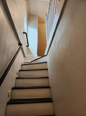 Cozy Lancaster City Townhouse - Walkable to City Sites