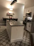 Bellevue's Hidden Treasure- 5 min to Cinti- First Floor -2BR 1BA