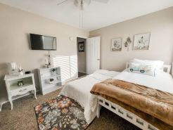 The Highlight of West Lancaster - 1-3 miles from the Fwy, Parks, and Restaurants
