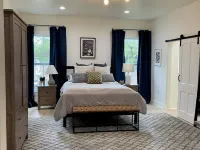 Remodeled historic cottage, 2-min walk to downtown. 哈密爾頓縣酒店