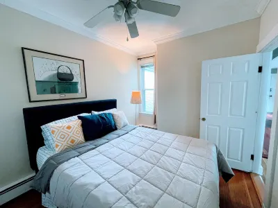 Harvard Allston 2FL 3-Bedroom 2-Bath Suite Các khách sạn ở 