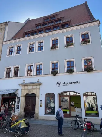 Fewo "Am Markt" in Pirna - Tor zur Sächsischen Schweiz - Dachterrasse - 6 Pers Отели рядом с достопримечательностью «Музей ГДР»