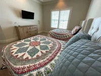 Spacious Marco Penthouse with Beautiful Ocean Views Hotels near Marco Island Center for the Arts