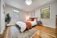 Cozy 3BR w/ Backyard Oasis, ~12 min to Broadway! Hotels near Kroger
