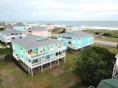 Beachski's Bliss- Ocean views and private Beach access!