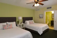 Lulu's NEW WATERFRONT RARE 2 BAL 2 BD, 2 BA, SLEEPS 8-4 DAILY WATER PARK PASSES