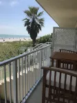 Amazing one bedroom direct ocean front condo with beautiful view of the ocean!