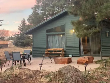 Cottage with a Stone Fire Pit and Pet Friendly!