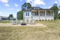 It's Shore To Be A Lake Day - Brand New Beautifully Decorated Lake Home