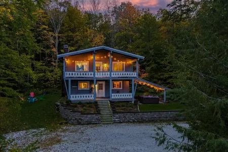 Tanglewood Retreat: Cozy, private chalet in Killington, Vermont
