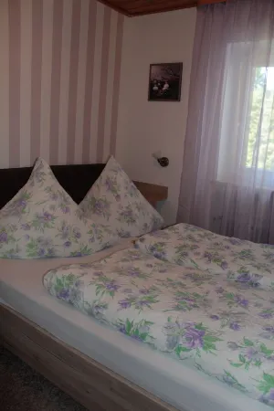 Bright vacation apartment Sonneneck for 4 pers. with 60sqm in St. Englmar Отели рядом с достопримечательностью «Вальдвипфельвег»