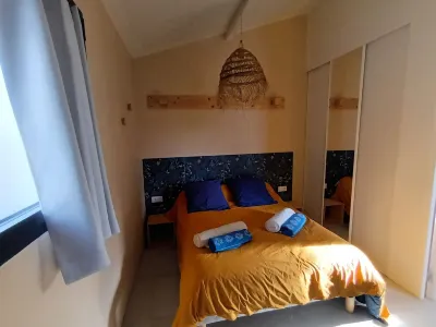 Charming maisonette near Lyon, Groupama Stadium, Eurexpo, T'Exupéry airport Hôtels à proximité de : Stade d'Azieu - REEL XV