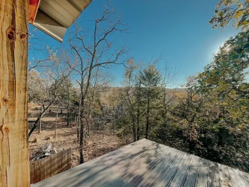 Little Piece of Heaven to retreat yourself 2 min from the Lake