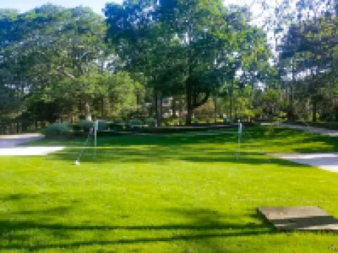 1 Bedroom Hamptons Waterfront Cottage Rental